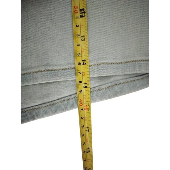 Isabel Women's Light Blue Denim Maternity Short with Elastic Waist, Size 16. - Picture 9 of 9